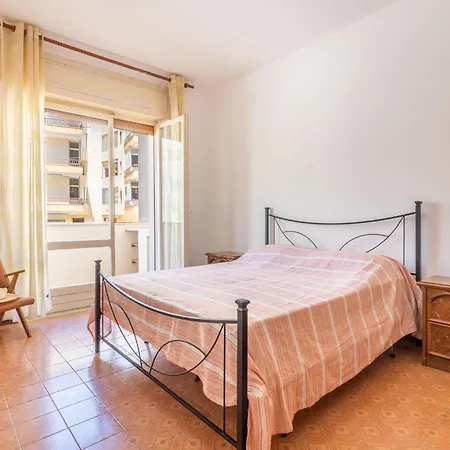 Vico Balcony, Apartment
